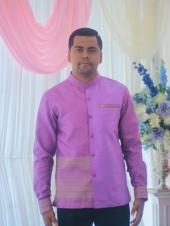 นายเรวุฒิ อินทรกุล